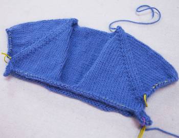 Top-Down Sweater Knitting: Custom-Fit Raglan Sweater