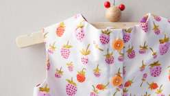 This kids crafting class with Heather Ross will teach you to make a blouse for your child. The  garment design mean this kids blouse will work with any fabric. 